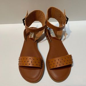 Sugar brown sandals